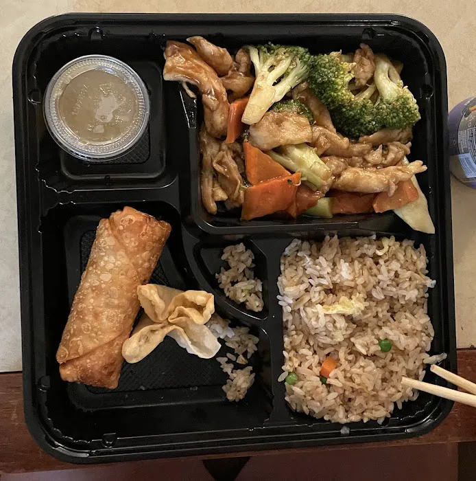 Yue Se Chinese and Hong Kong Restaurant 10