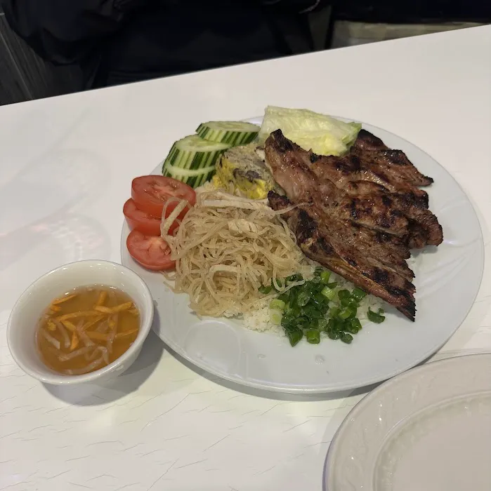 Phở Saigon | Authentic Vietnamese Restaurant 5