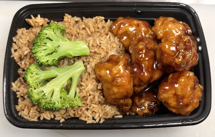 Lucky Stars Asian Cuisine 1