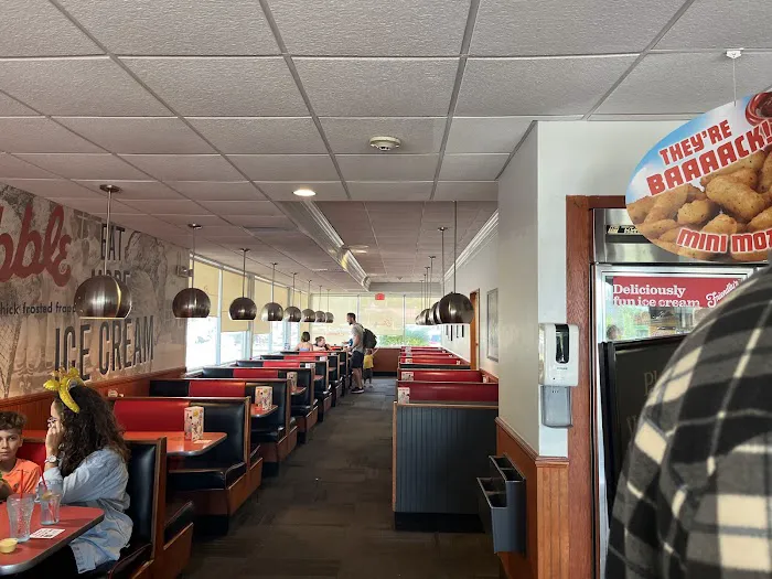 Friendly's 6