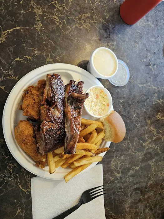 Hen House BBQ 1