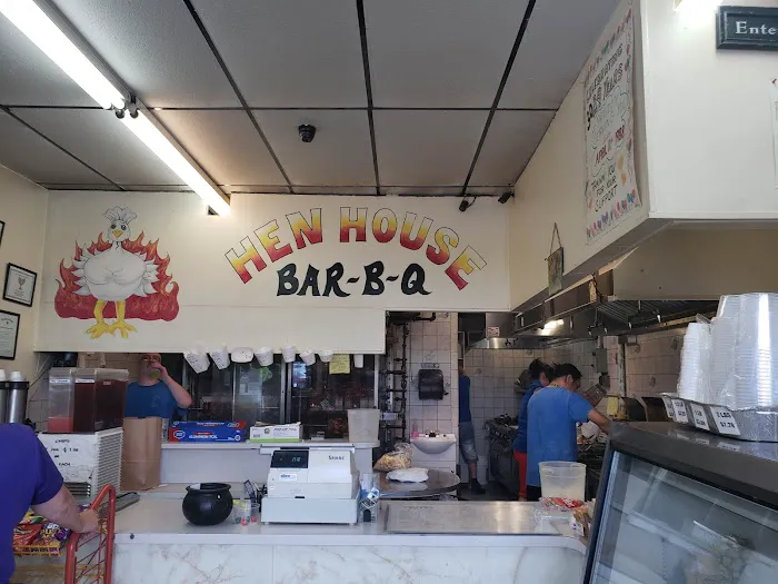 Hen House BBQ 4