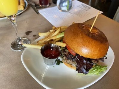 Puente American-Latino Pub 0