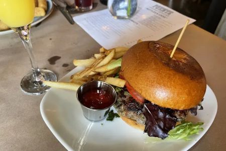 Puente American-Latino Pub