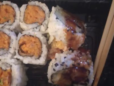Kuyi Sushi Japanese Restaurant 0