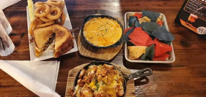 Tavern on 3 8