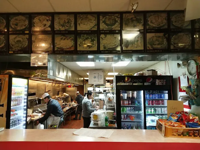Main-Wah Kitchen 1
