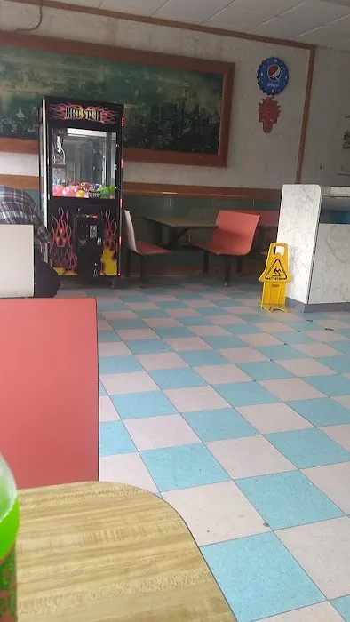 Main-Wah Kitchen 10