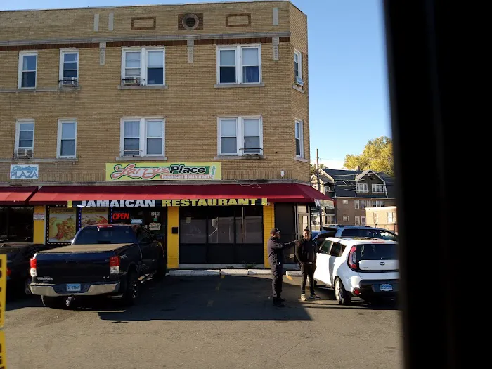 Larry's Place Restaurant & Lounge 6