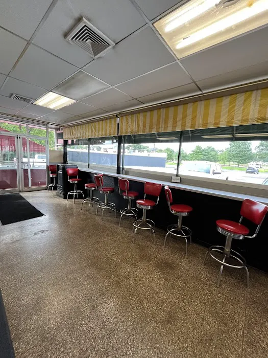 Augie & Ray's Drive In 2