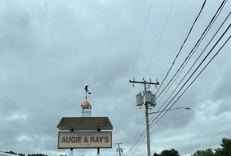 Augie & Ray's Drive In 2