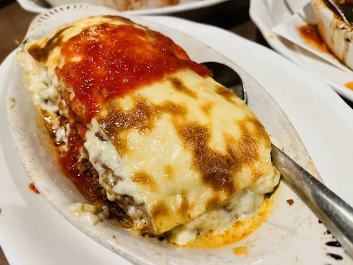 George's Pizza & Restaurant 9