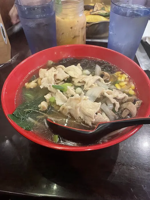 ICHI NI SAN Asian Ramen & Sushi 3