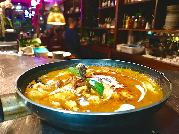 ICHI NI SAN Asian Ramen & Sushi 9