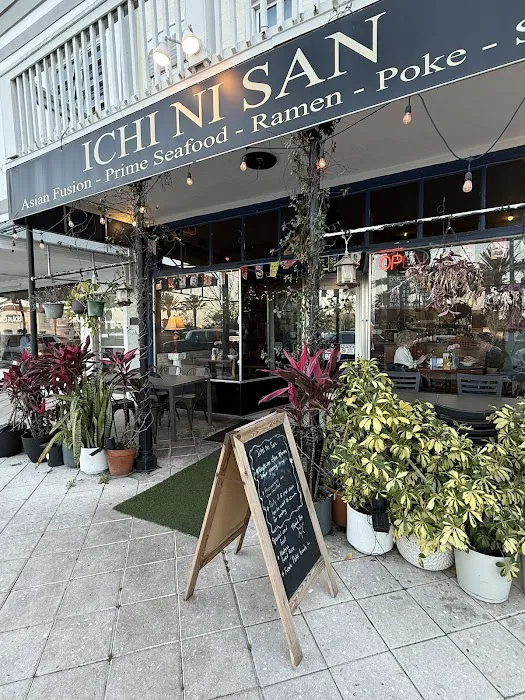 ICHI NI SAN Asian Ramen & Sushi 6