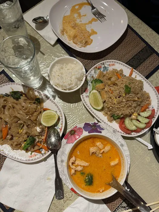 Thai Noodle City 4