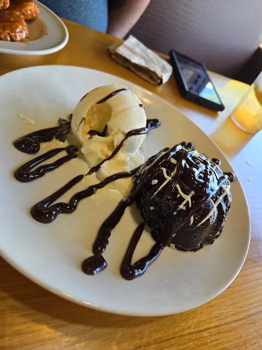Applebee's Grill + Bar 2