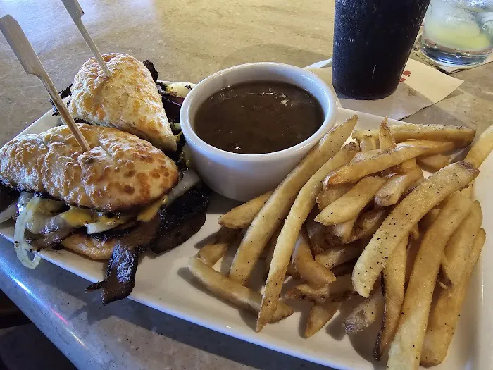 Applebee's Grill + Bar 6