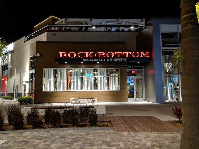 Rock Bottom Restaurant & Brewery 8