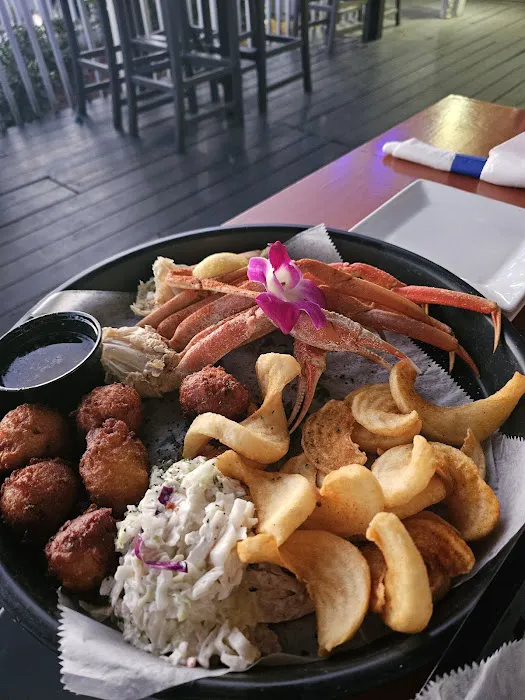 Riptides Raw Bar and Grill 3