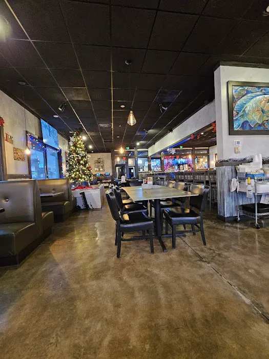 Big Tunas Beach Bar & Grill 5
