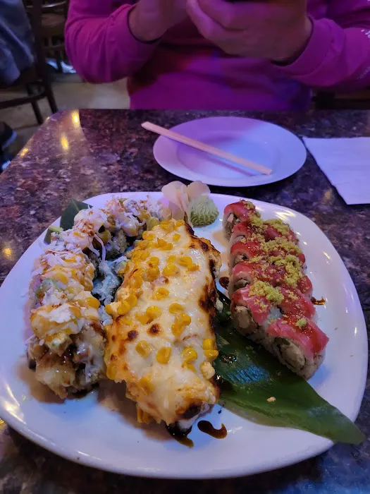 NSB Yu-MI Sushi & Sake Cafe 8