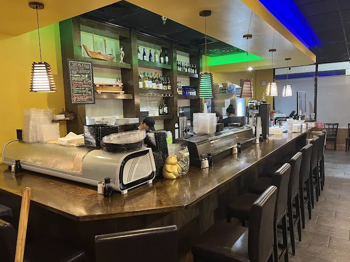 Royal Sushi Grill & Thai（Edgewater） 6