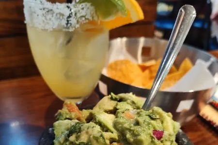 El Molcajete Cocina Mexicana