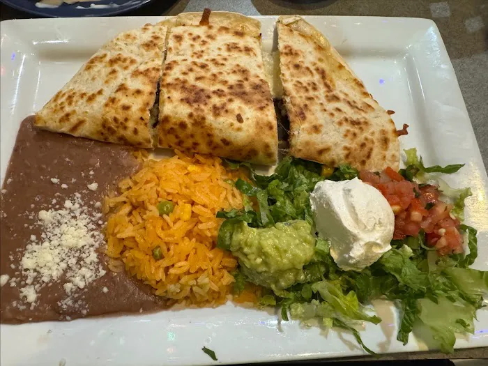 El Molcajete Cocina Mexicana 7