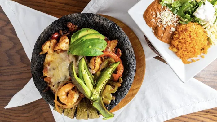 El Molcajete Cocina Mexicana 10