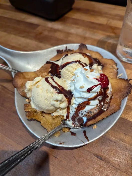 Cheddar's Scratch Kitchen 8