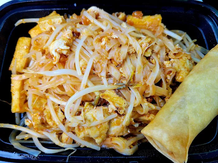 Namtip Thai Cuisine 10
