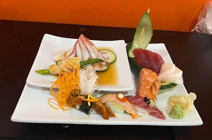 Khobkhun Thai & Sushi 10