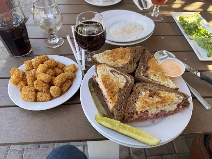 Coasters Pub & Biergarten 5