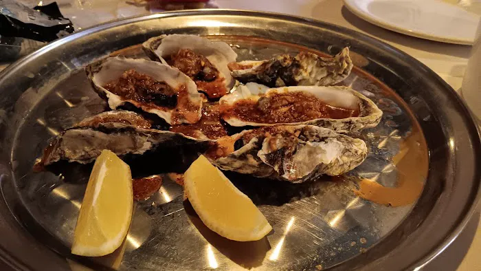 Red Crab - Juicy Seafood 8
