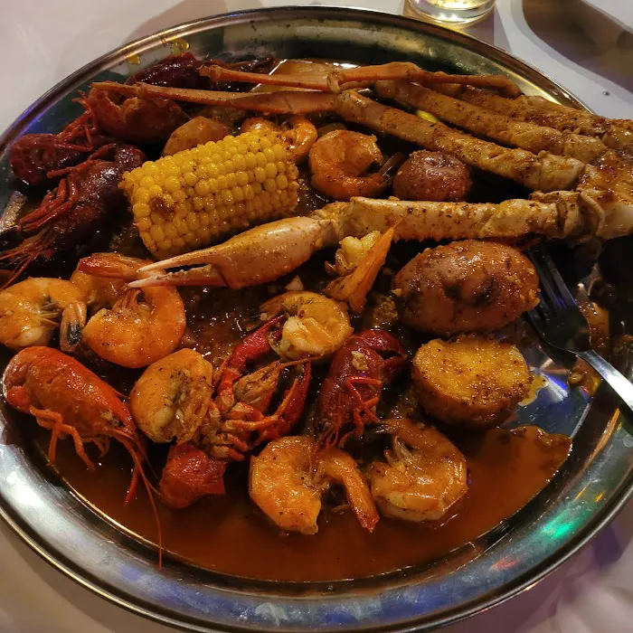 Red Crab - Juicy Seafood 1
