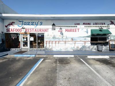 Jazzy's Mainely Lobster 0