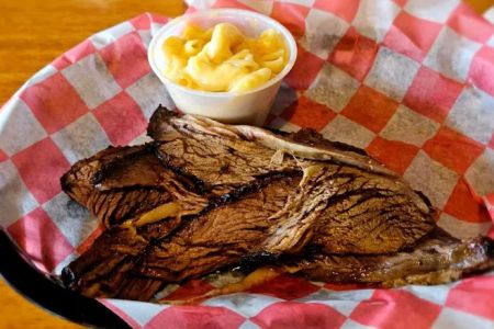 Ludz BBQ & Mattie's Desserts