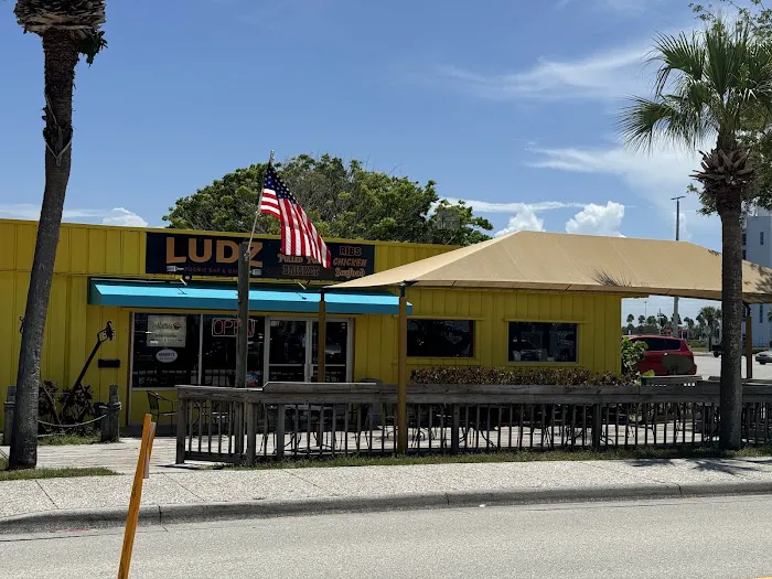 Ludz BBQ & Mattie's Desserts 9