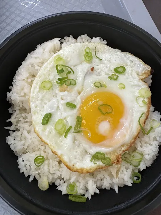 Ake's Thai Food 4