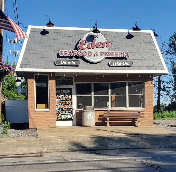 Eden Seafood & Pizzeria 8