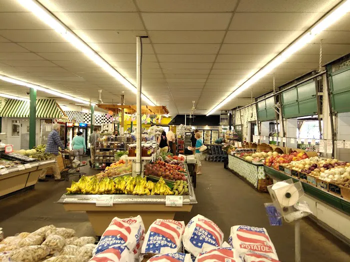 Braymiller Market 1