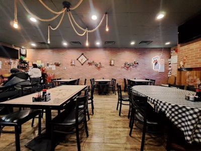Lees Family Chinese Restaurant 0