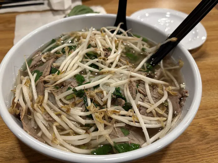 PHAM'S KITCHEN 6