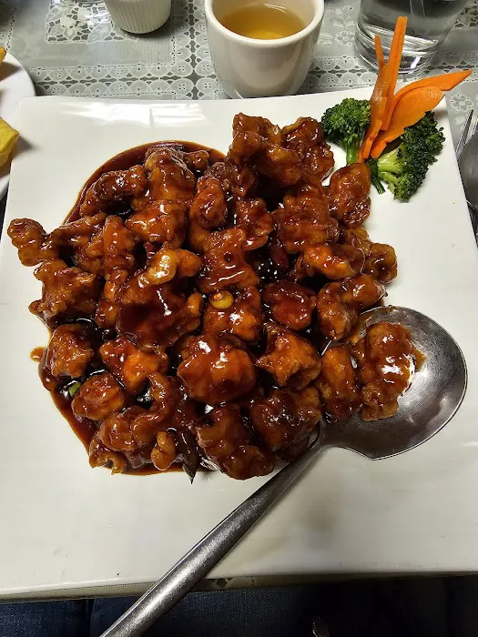 Golden Hill Asian Cuisine 3