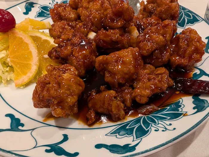 Red Pepper Chinese and Vietnamese Cuisine 6