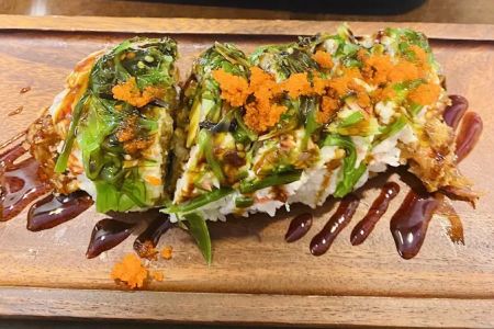 Teton Kitchen Elmwood . Asian Tapas , Bar & Sushi