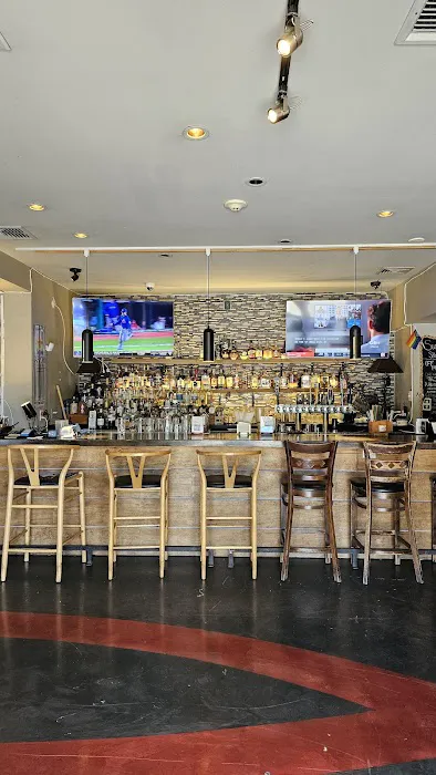 Teton Kitchen Elmwood . Asian Tapas , Bar & Sushi 5