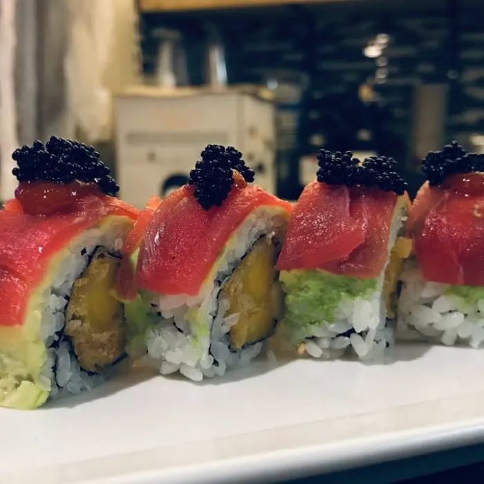 Teton Kitchen Elmwood . Asian Tapas , Bar & Sushi 6