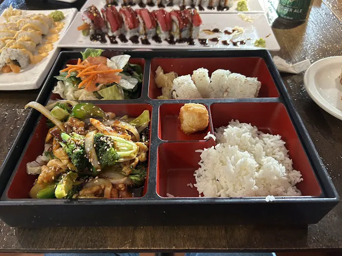 Teton Kitchen Thai & Japanese Cuisine 2